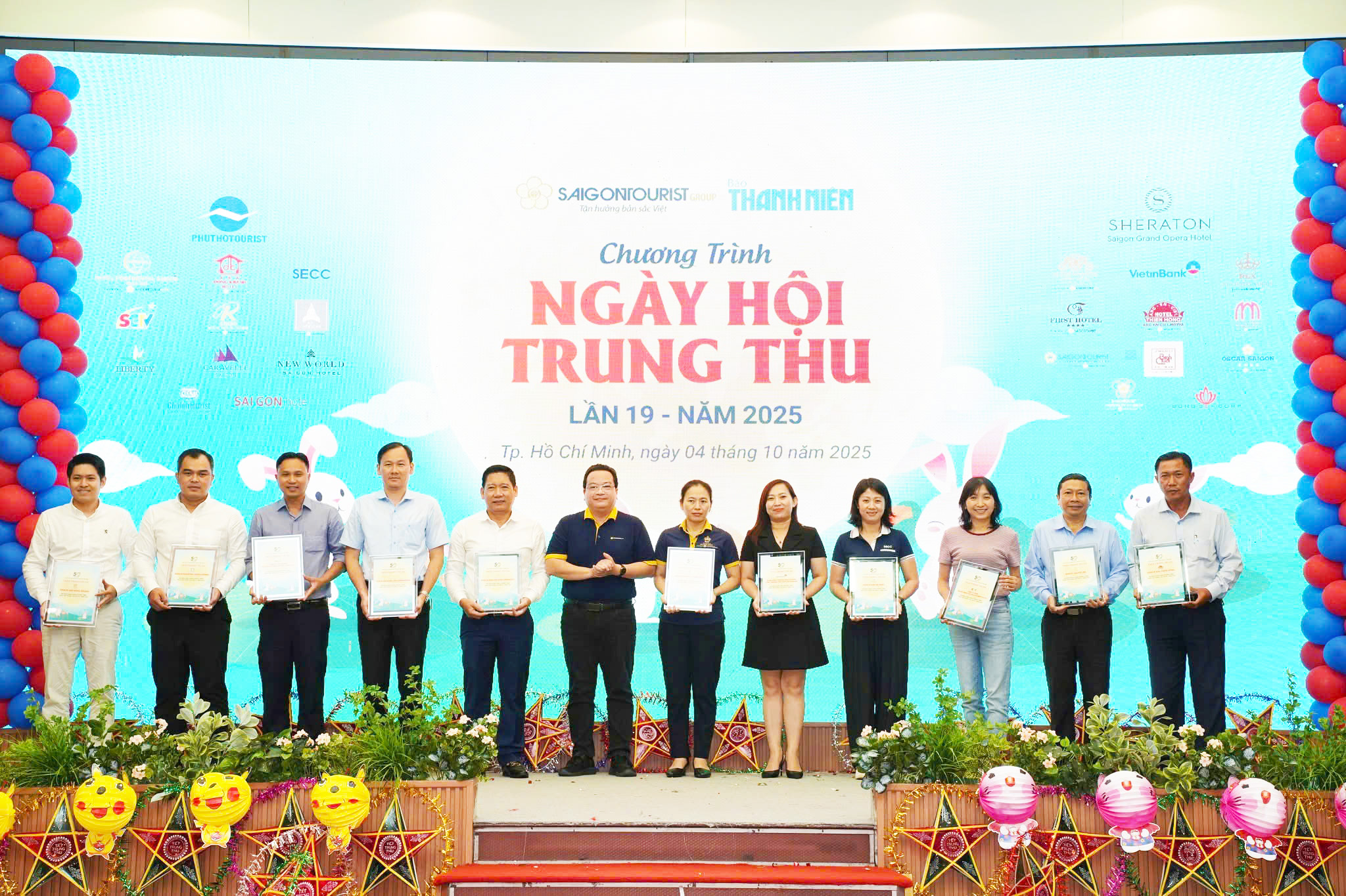 Khách sạn Đệ Nhất đồng hành cùng “Ngày hội Trung thu lần thứ 19”